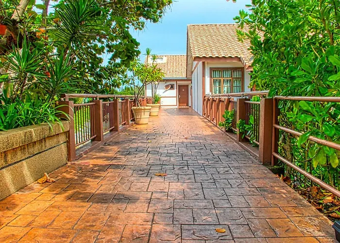 Togo villas Alexapd Private Water Chalets